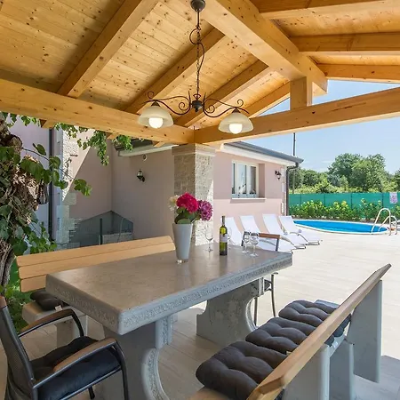 וילה Contessa פורץ