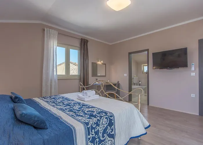 Villa Contessa *