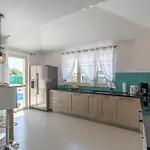 Villa Contessa *